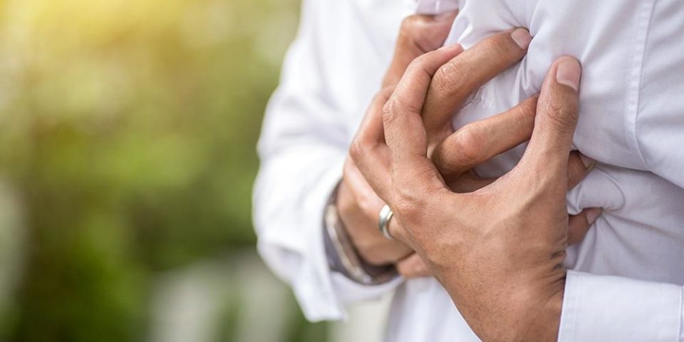 Heart attack or panic attack? How to tell the difference