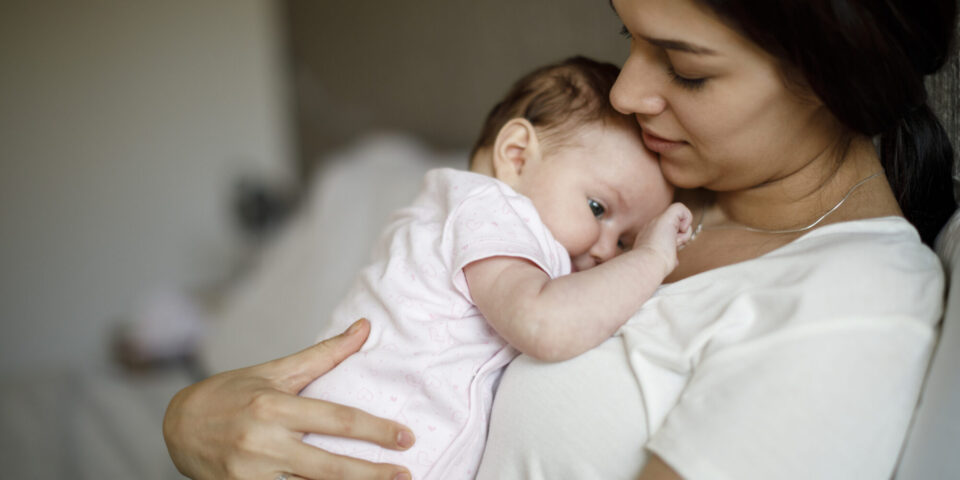 OB/GYN Matthew Scalise, MD, has treated patients struggling with postpartum mental illness. He spoke with us on how mental health can change during pregnancy and after delivery, what symptoms of postpartum mental illness to watch out for and why it’s essential to take these concerns seriously.